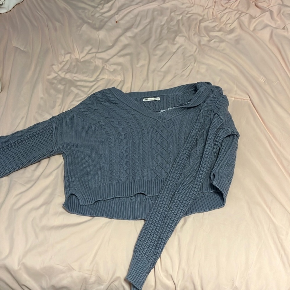 Nearly worn sweater from areopostel